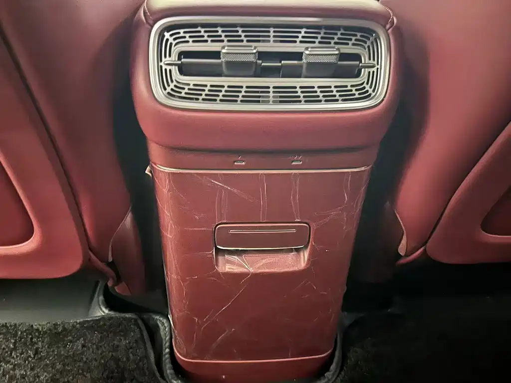 Hongqi Hongqi HS6 PHEV — миниатюра 25