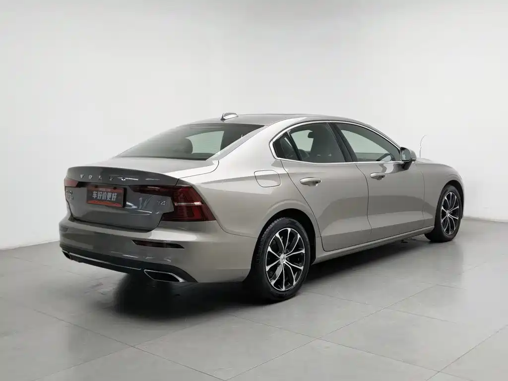 Volvo S60 — миниатюра 2