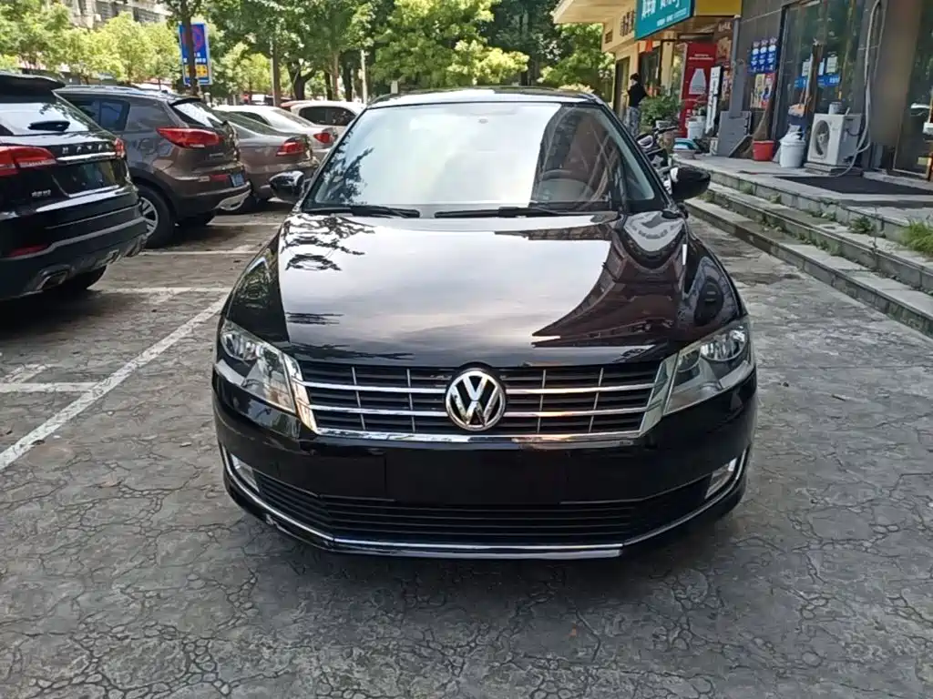 Volkswagen Lavida — миниатюра 3
