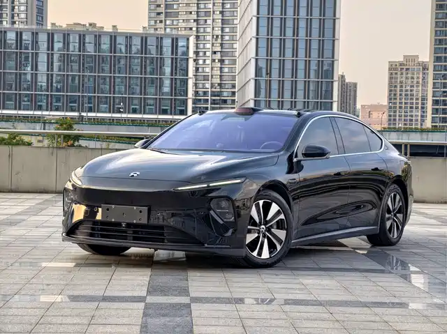NIO ET7