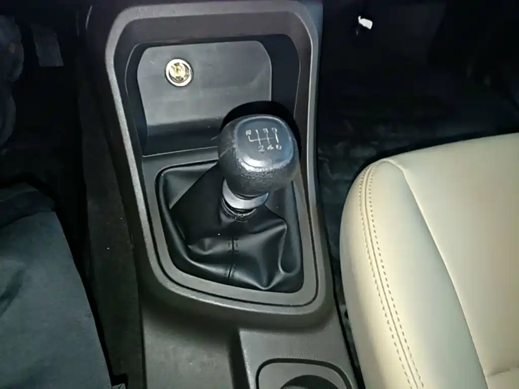 Wuling Hongguang V — миниатюра 14