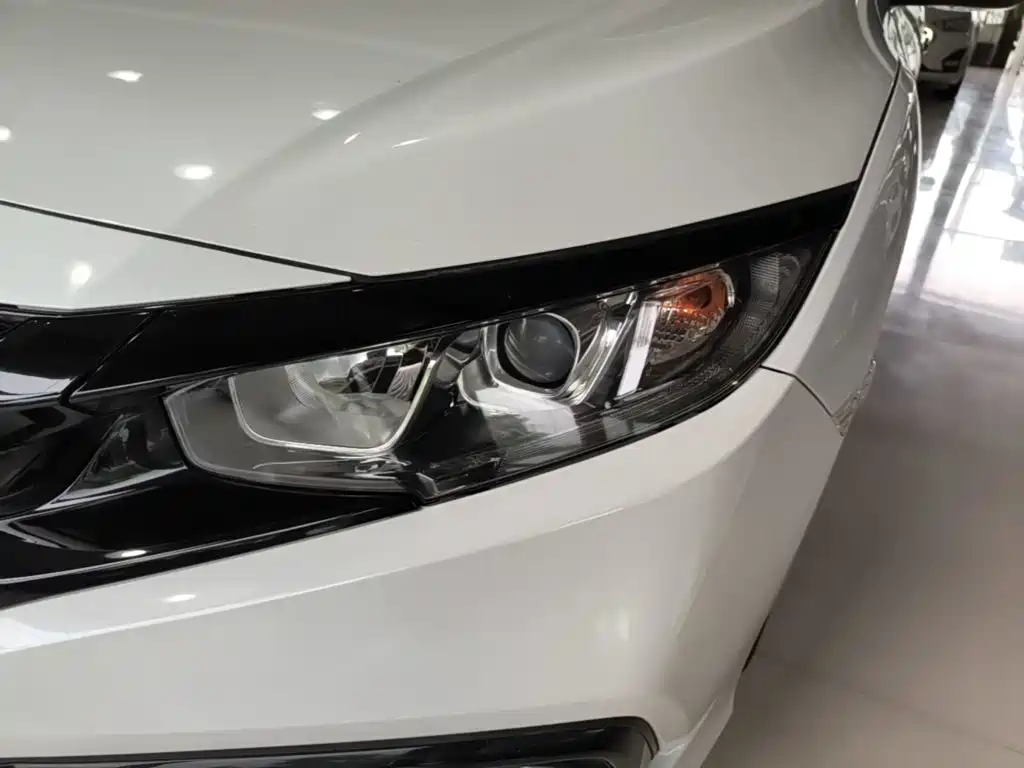 Honda Civic — миниатюра 24