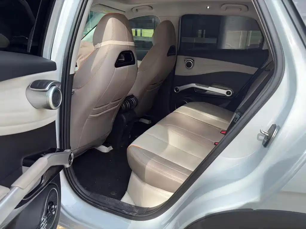 BYD Yuan Plus — миниатюра 3