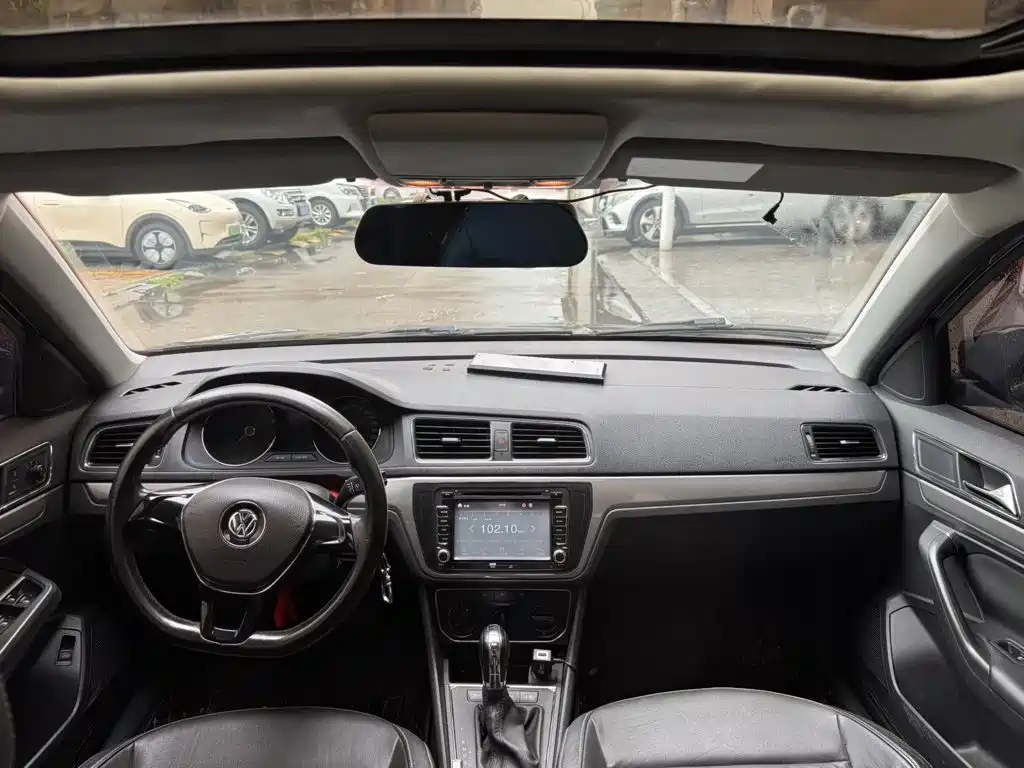 Volkswagen Lavida — миниатюра 8