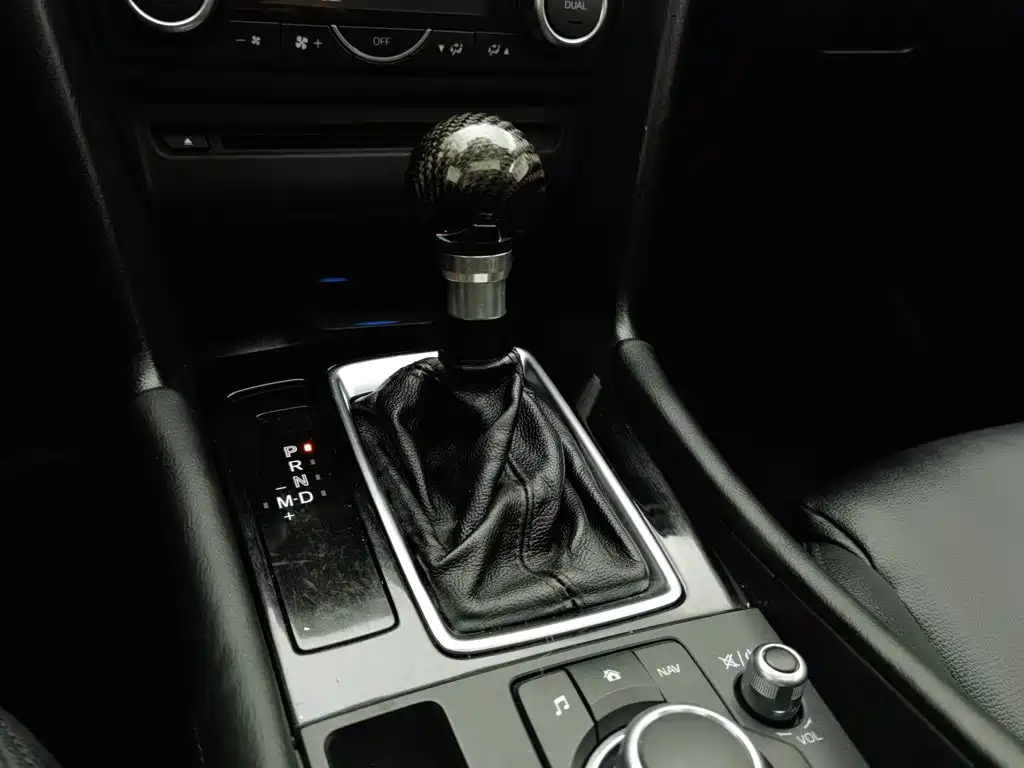 Mazda 3 Axela — миниатюра 13