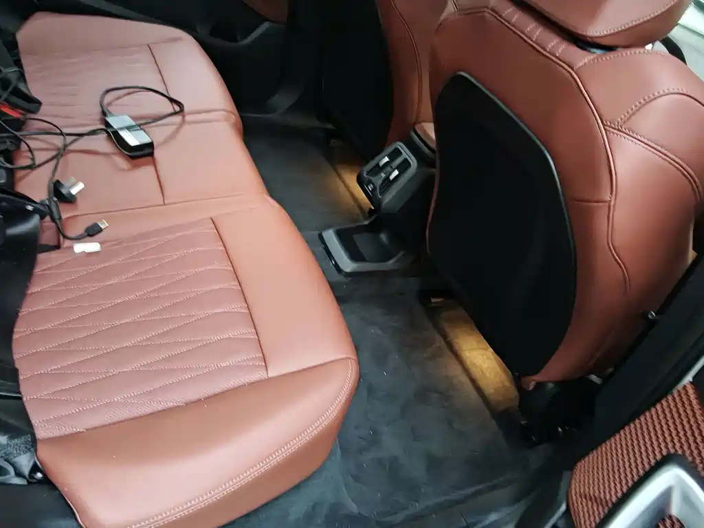 BMW iX1 — миниатюра 9