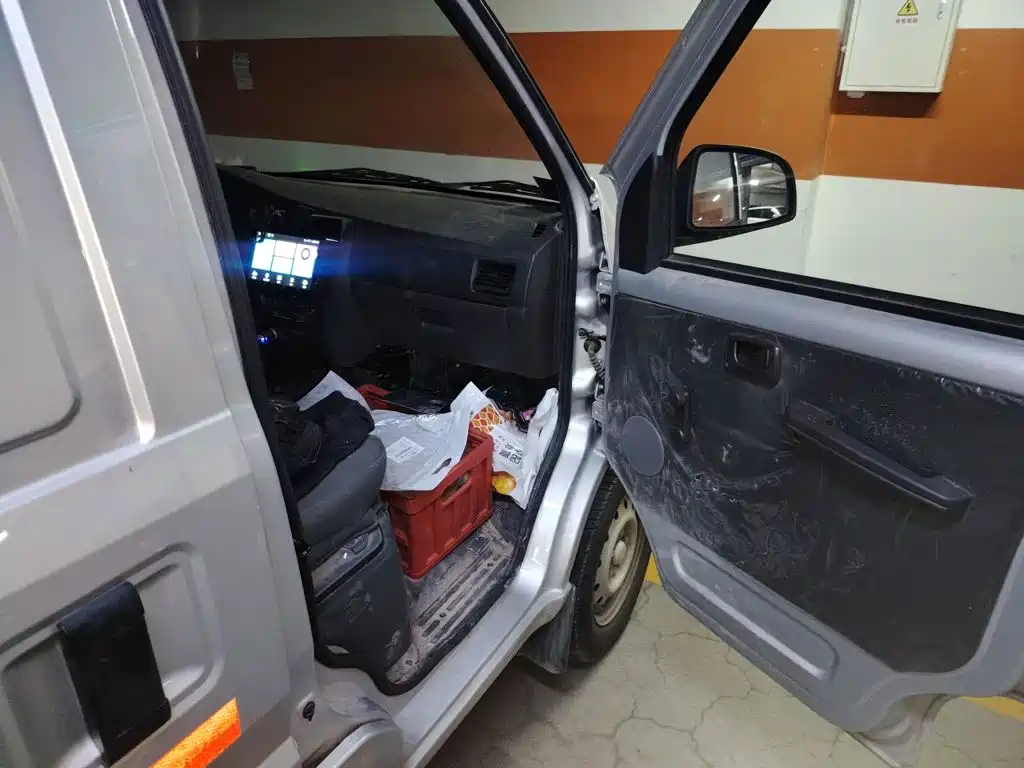 Wuling Rongguang — миниатюра 19