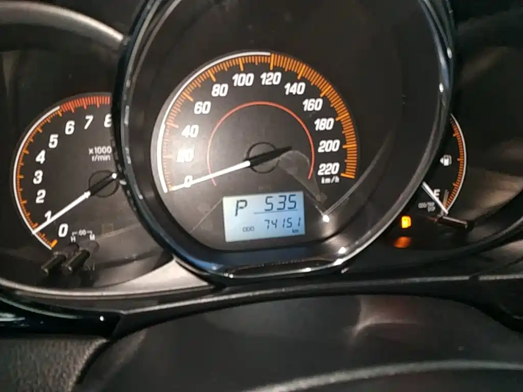Toyota Yaris L — миниатюра 12