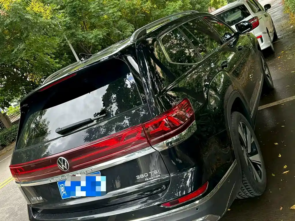 Volkswagen Teramont — миниатюра 8