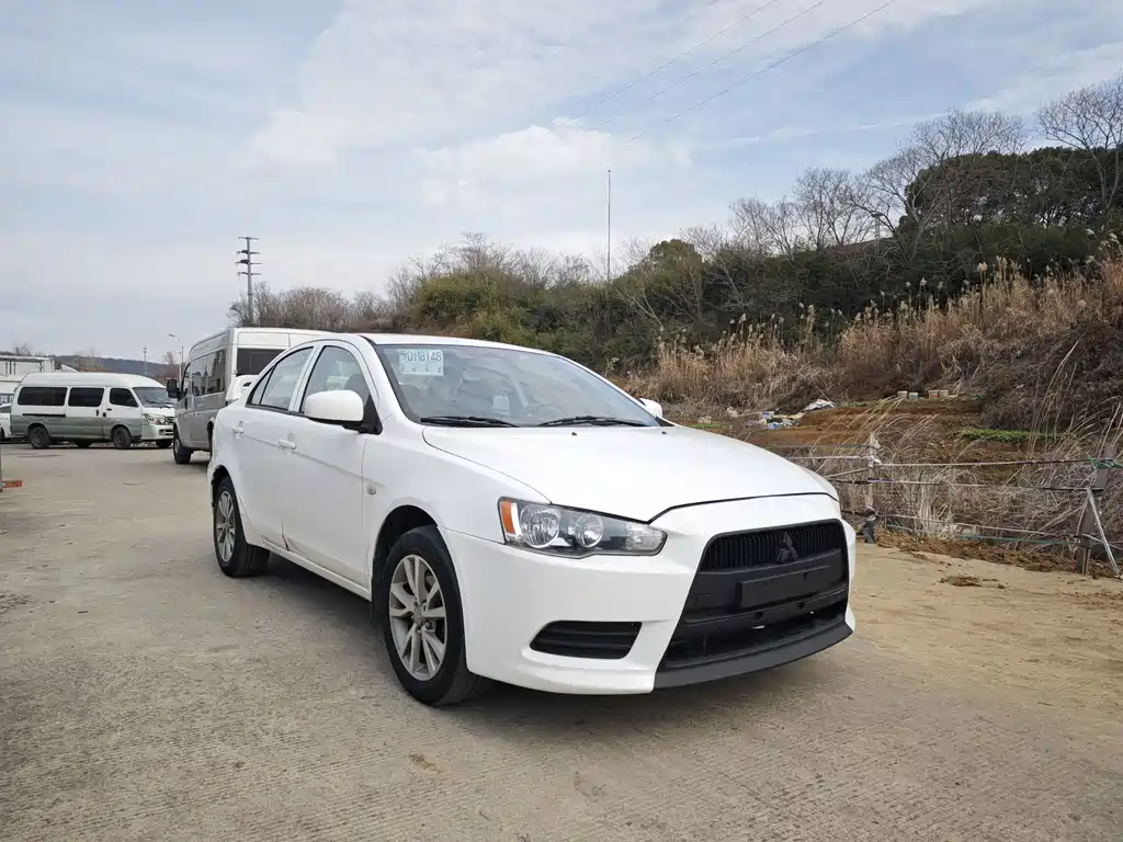 Mitsubishi Lancer EX — миниатюра 3