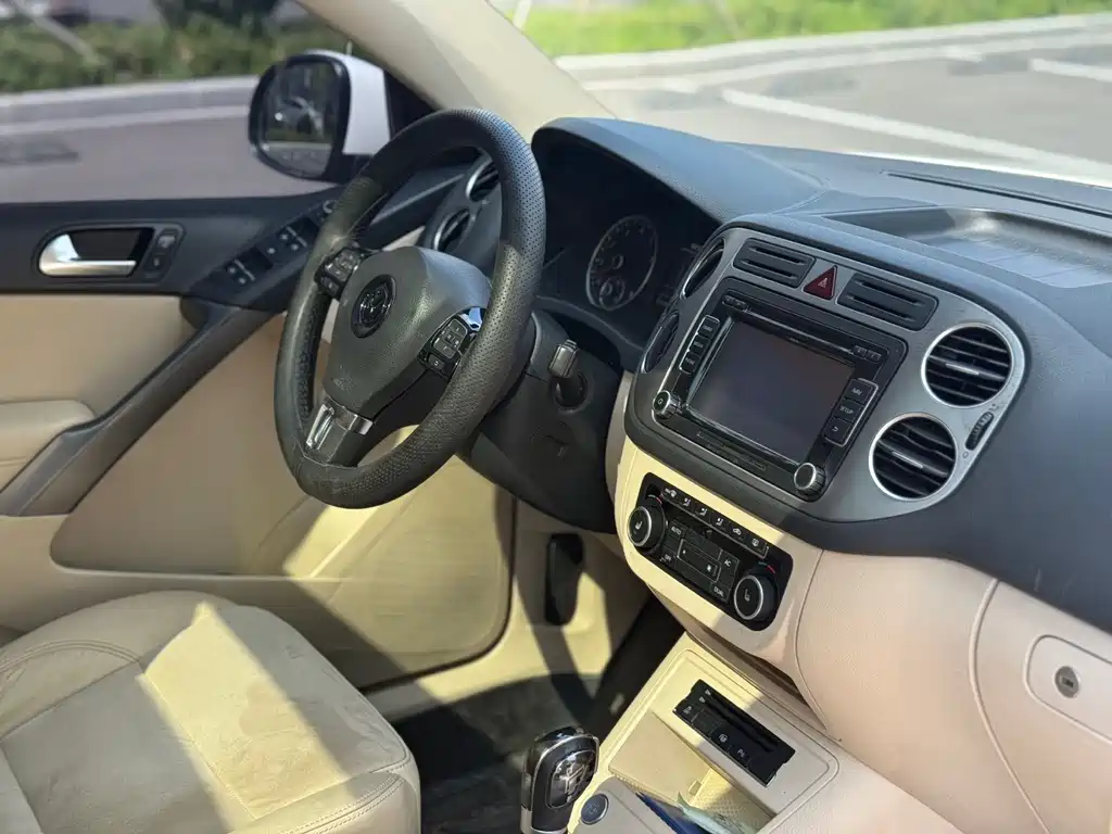 Volkswagen Tiguan 2013 2.0TSI AT Flagship