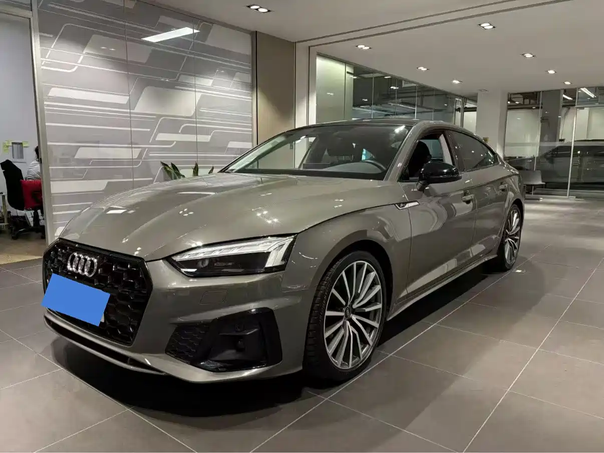 奥迪A5进口 2024款 Sportback 40 TFSI quattro 豪华动感型 2024