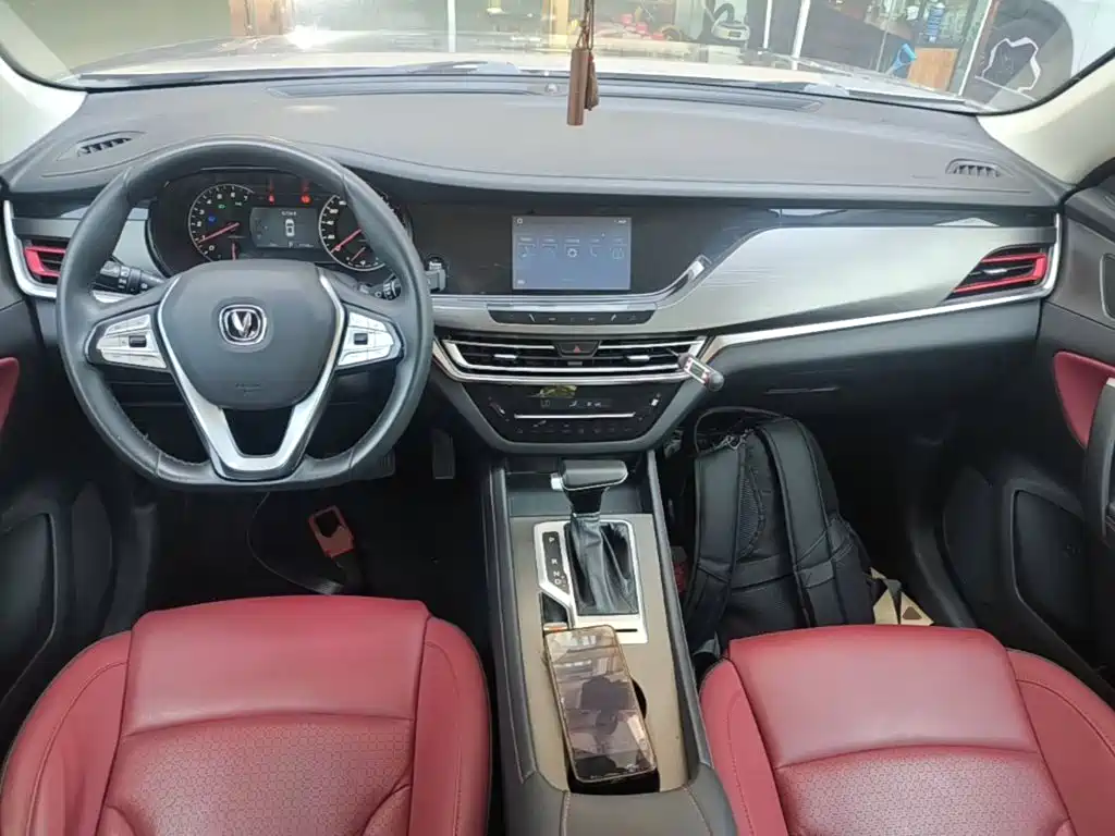 Changan CS35PLUS — миниатюра 10