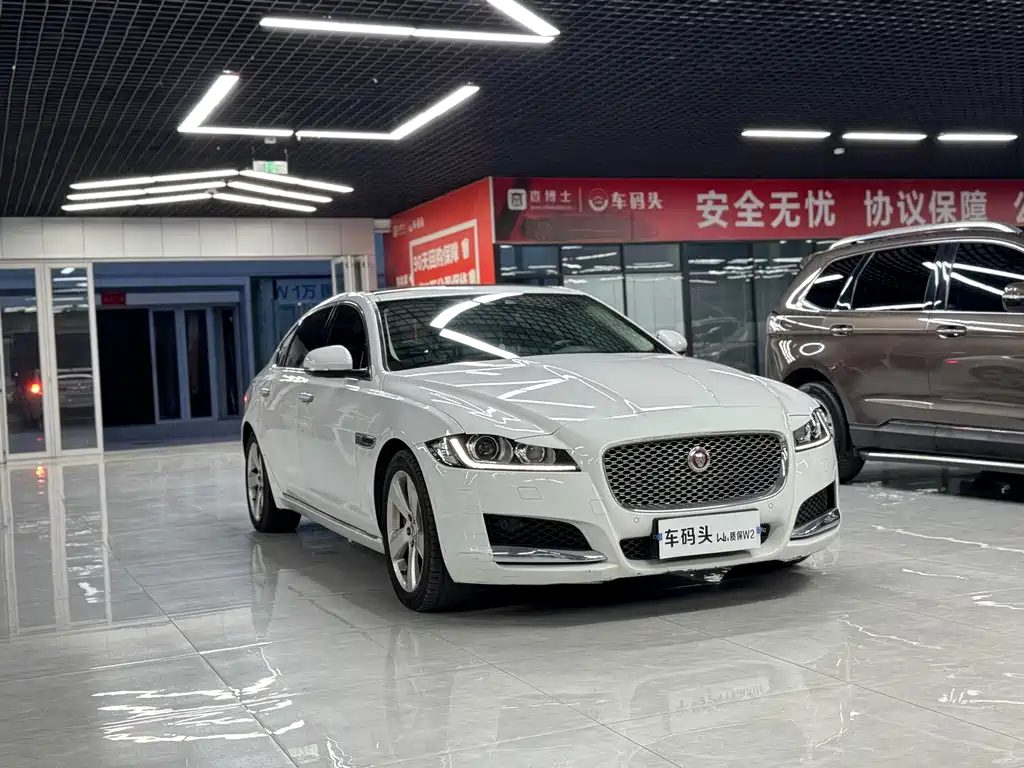 Jaguar XFL 2018 XFL 2.0T 200PS Elite