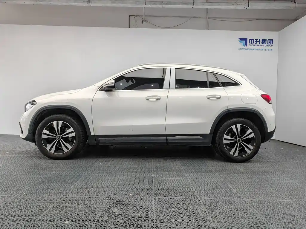 Mercedes-Benz GLA — миниатюра 7