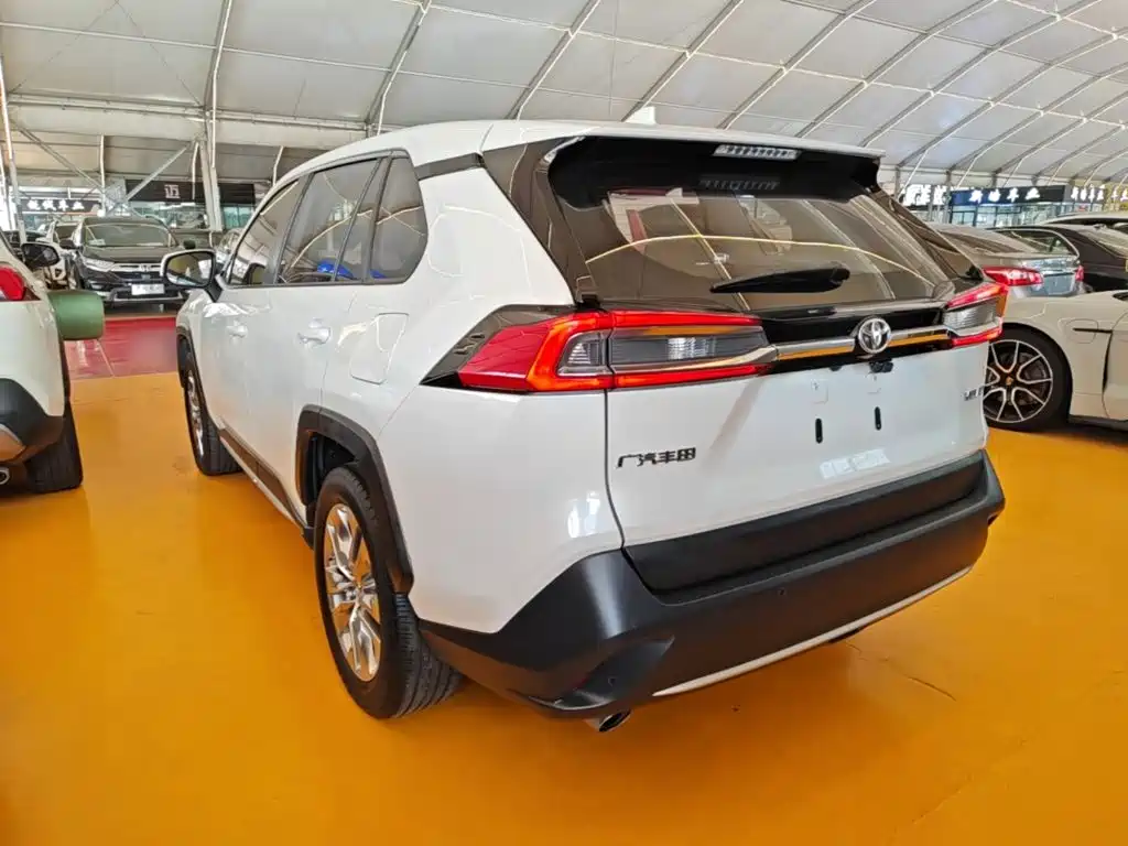 Toyota Wildlander — миниатюра 5