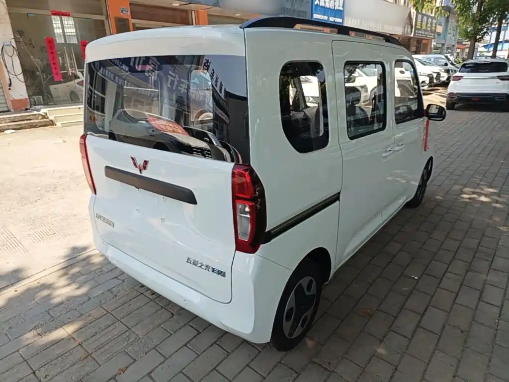Wuling Zhiguang EV — миниатюра 7