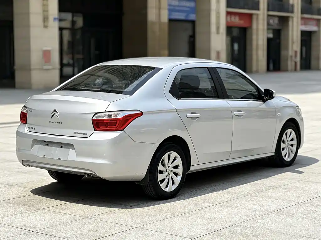 Citroen Elysee — миниатюра 4