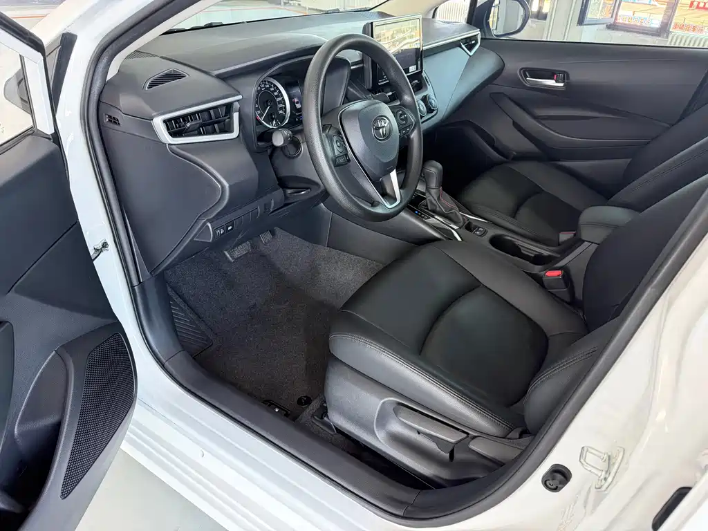 Toyota Corolla — миниатюра 4