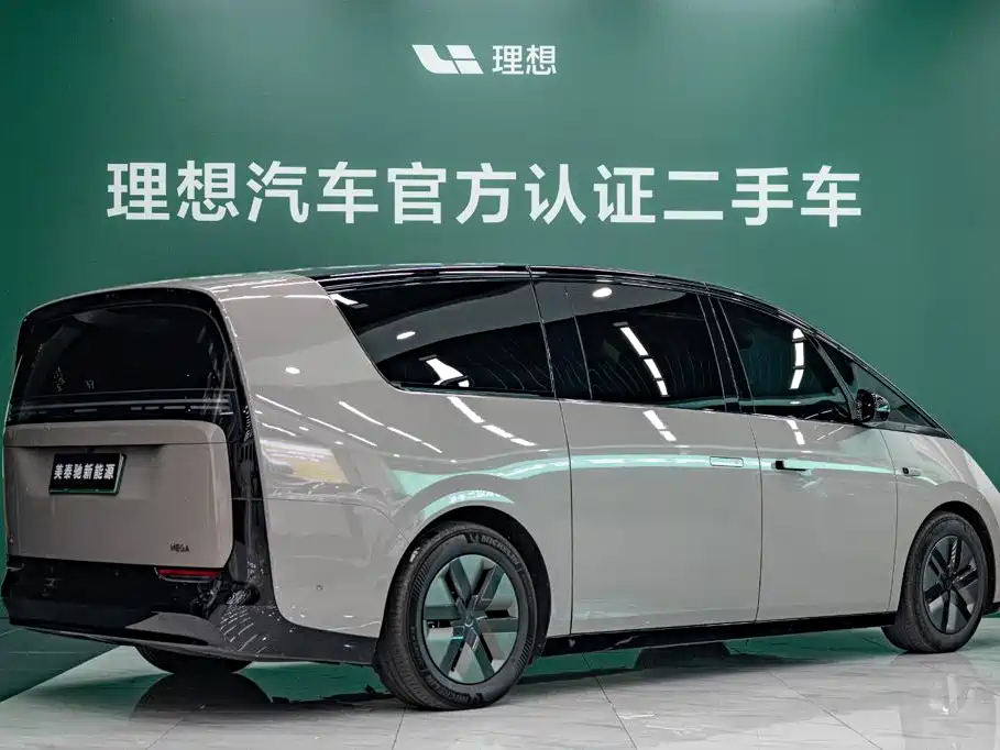 Li Auto Li MEGA — миниатюра 4