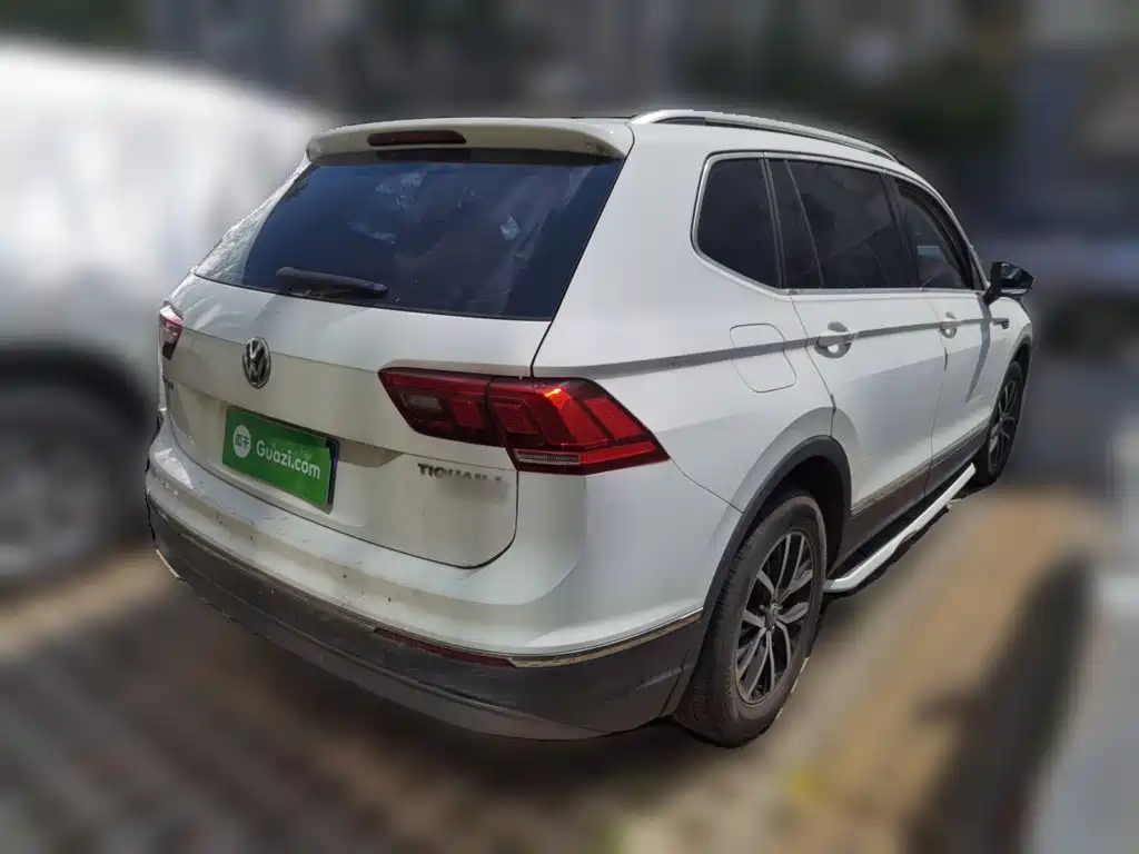 Volkswagen Tiguan L — миниатюра 4