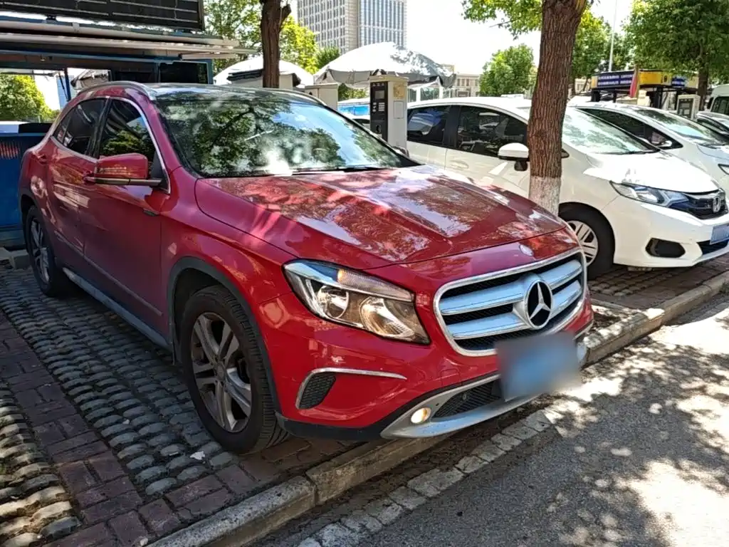 Mercedes-Benz GLA — миниатюра 4