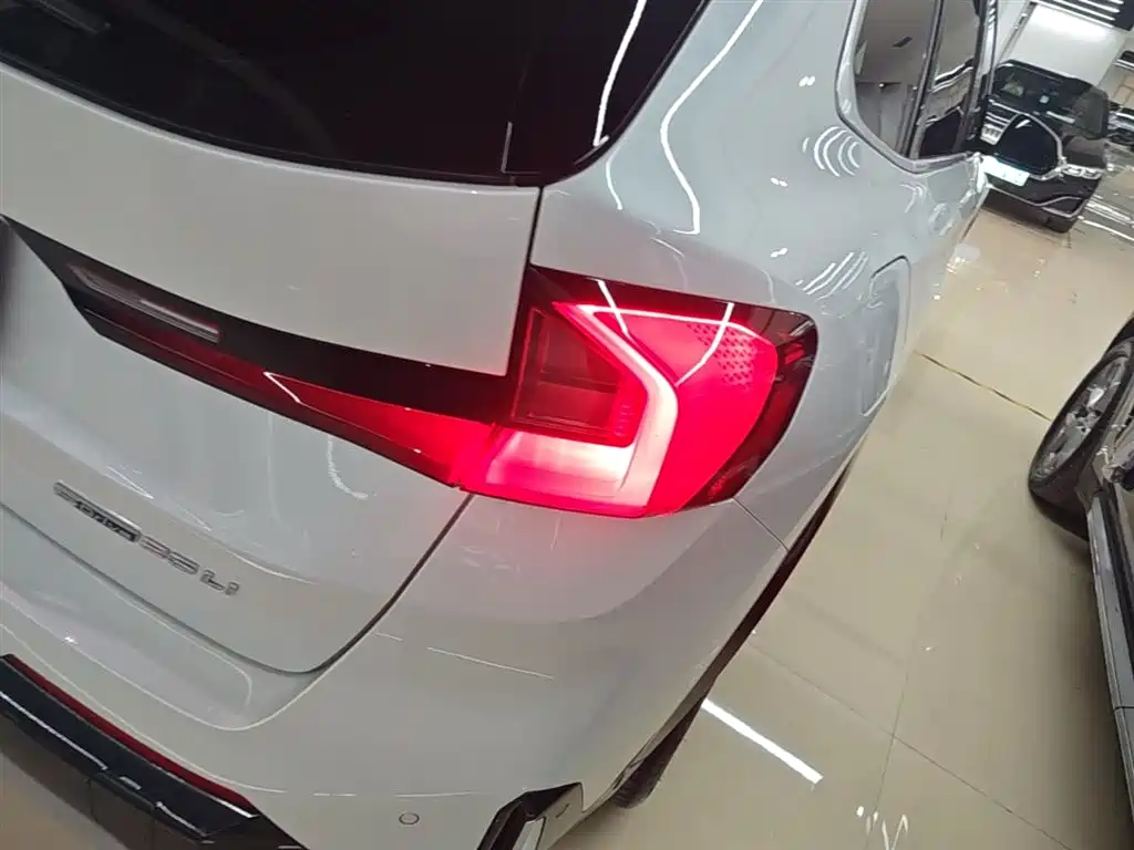 BMW X1 2023 sDrive25Li X