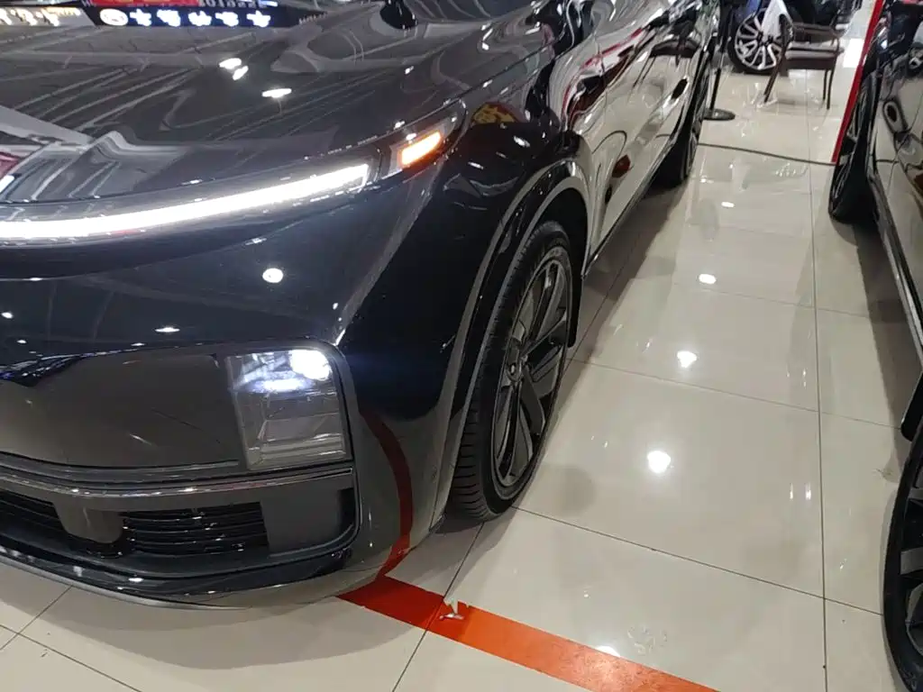 Li Auto Li L9 — миниатюра 24