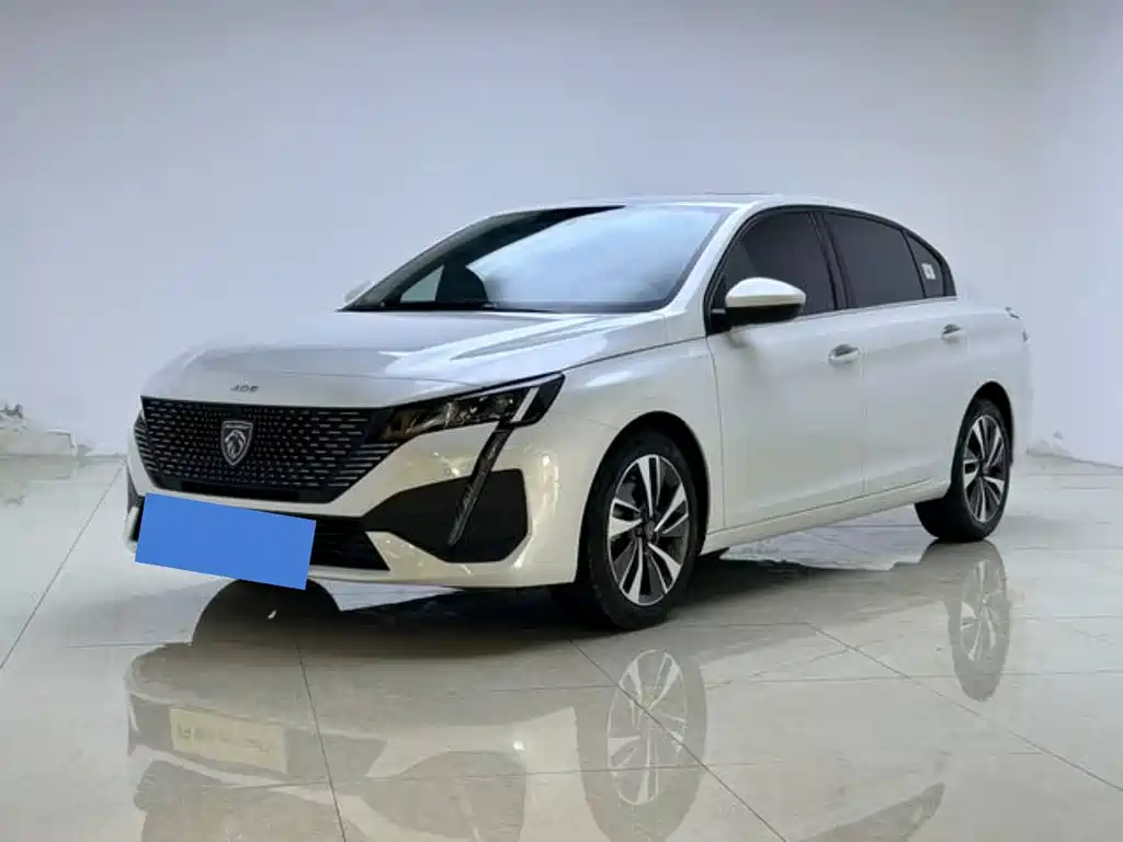 Peugeot 408 2025
