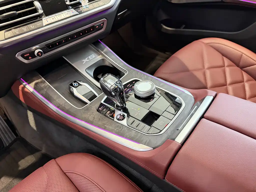 BMW X5 — миниатюра 17
