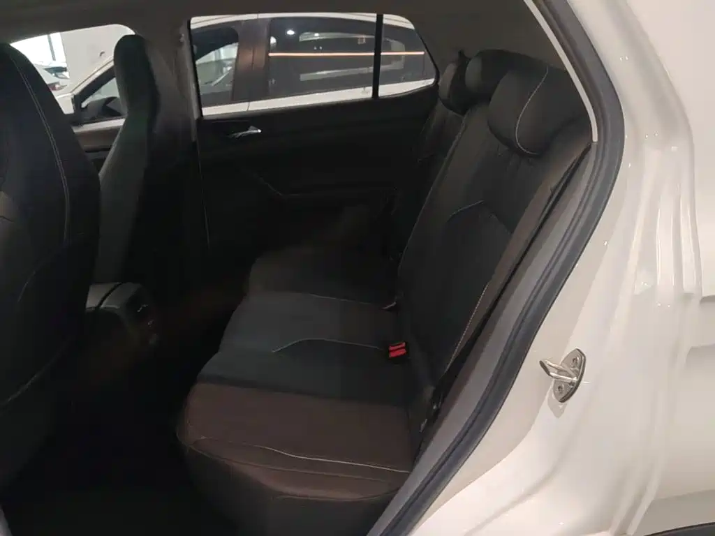 Volkswagen T-Cross — миниатюра 17