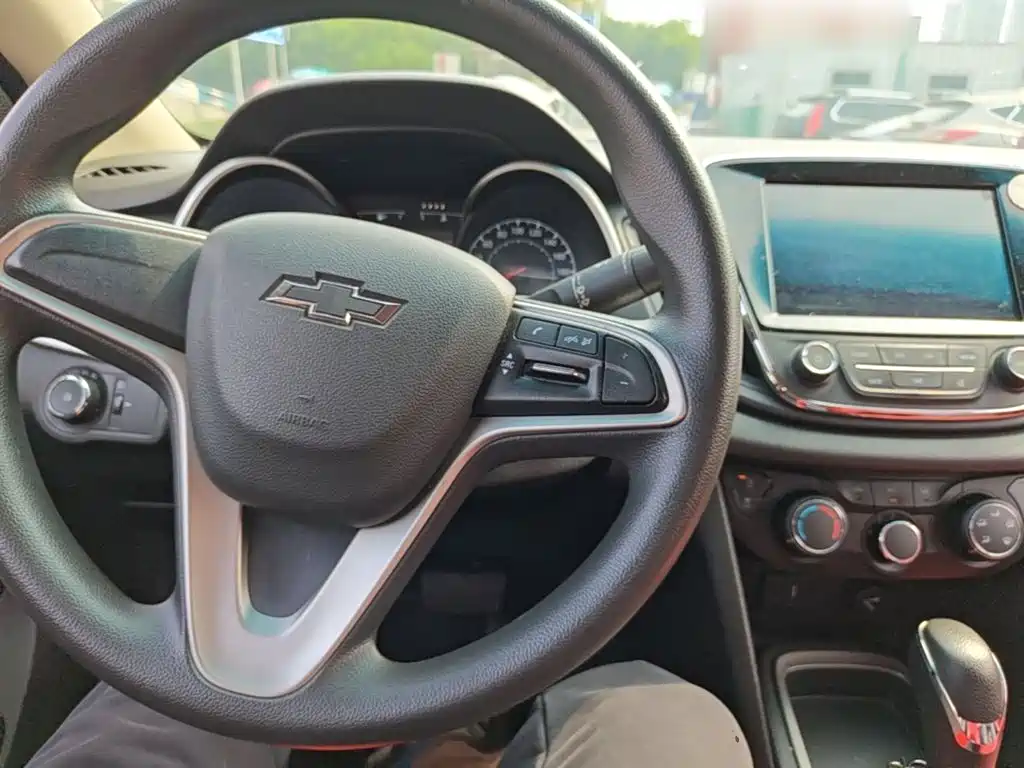 Chevrolet Monza — миниатюра 10