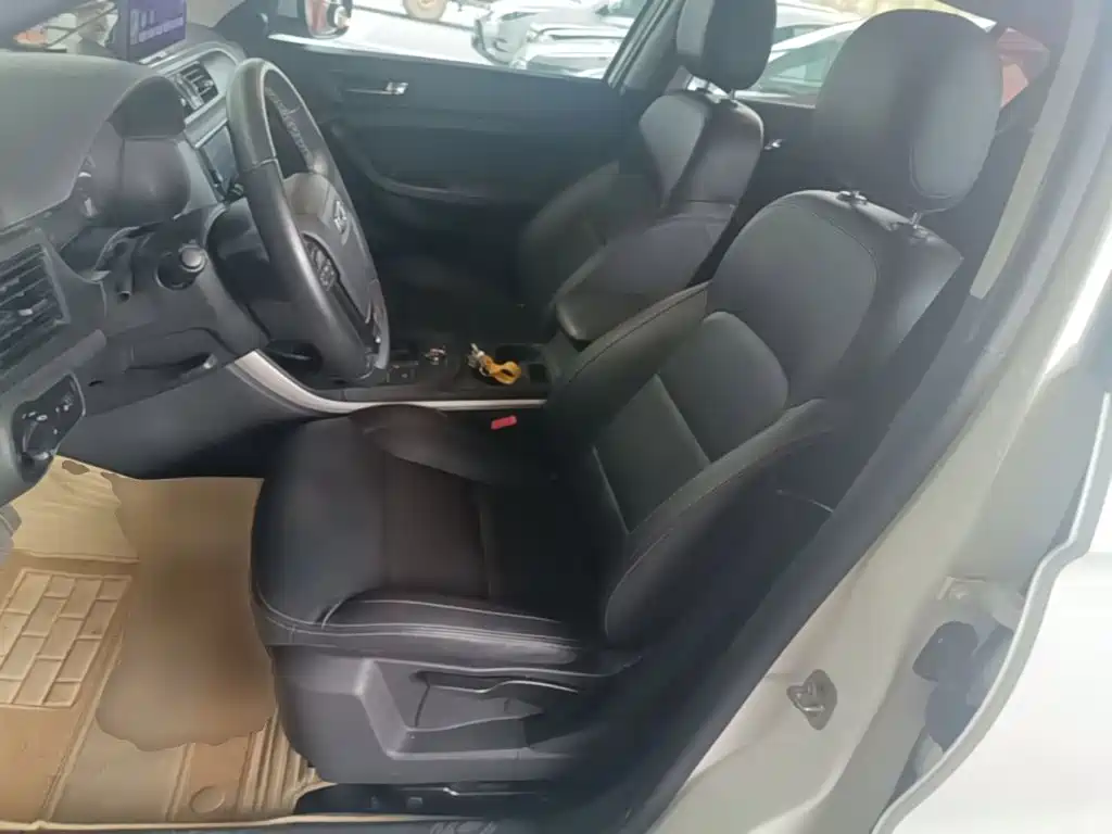 Qoros Qoros 5 — миниатюра 15