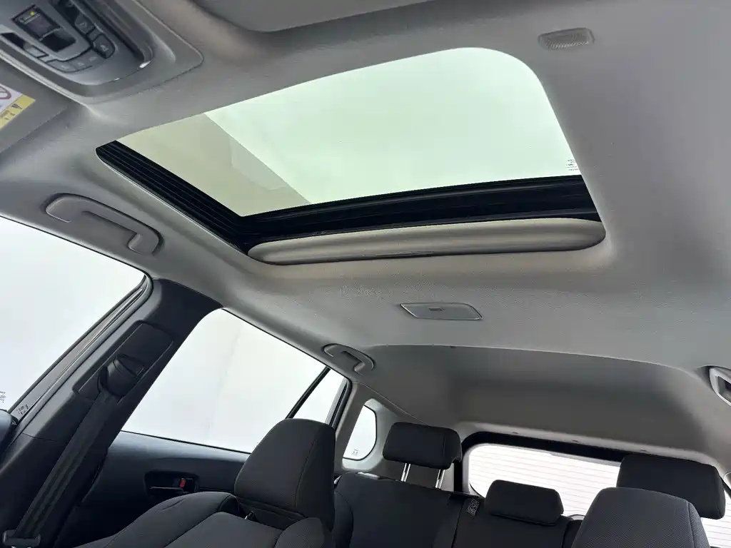 Toyota Frontlander — миниатюра 16