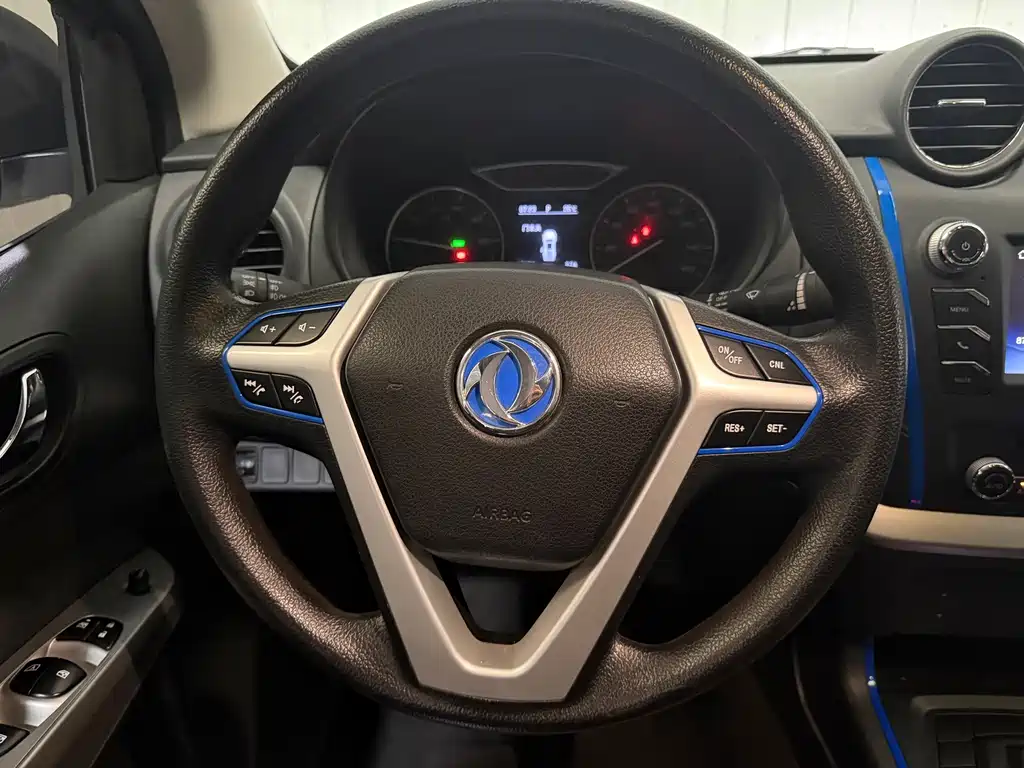 Dongfeng Rich 6 New Energy — миниатюра 20