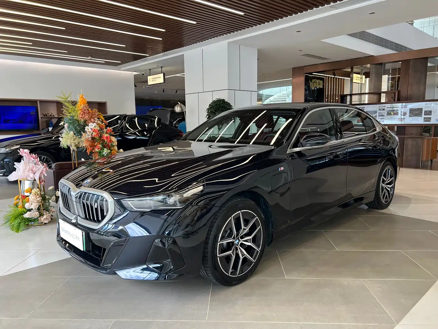 宝马i5 2025款 eDrive 35L  豪华套装 2025