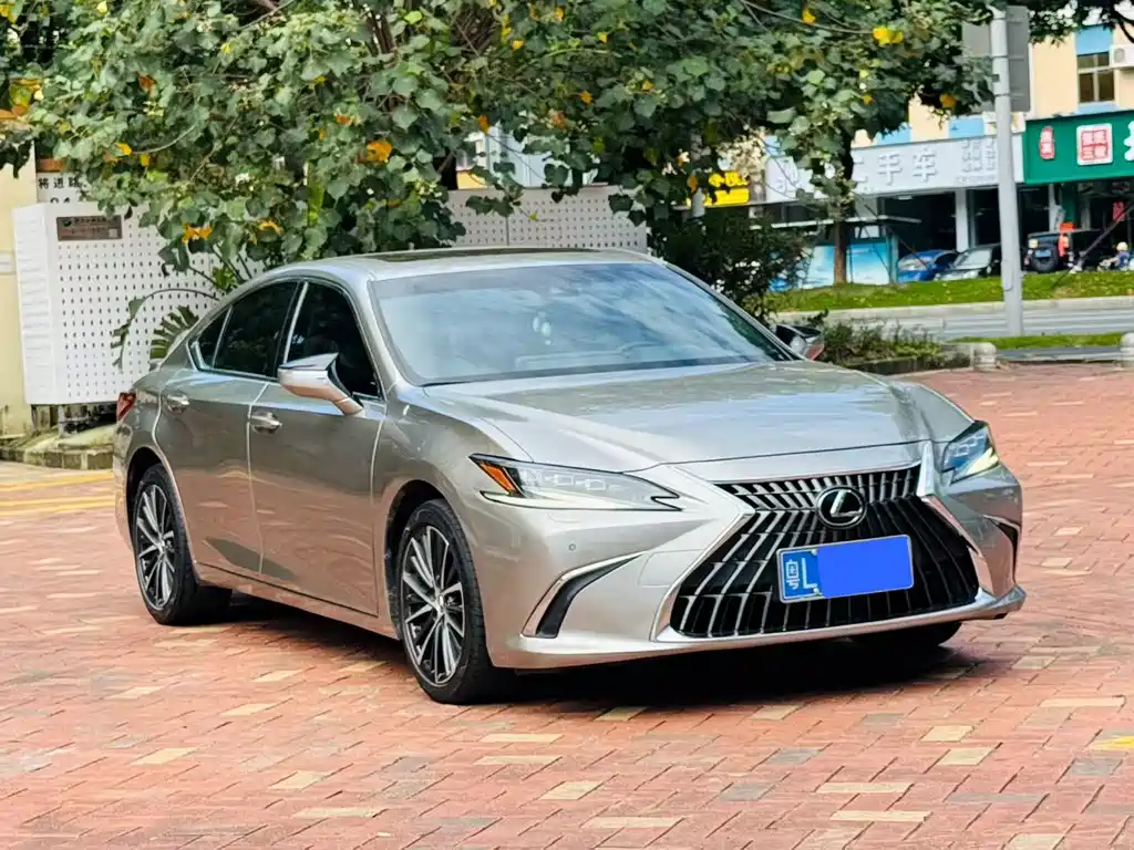 Lexus ES — миниатюра 3
