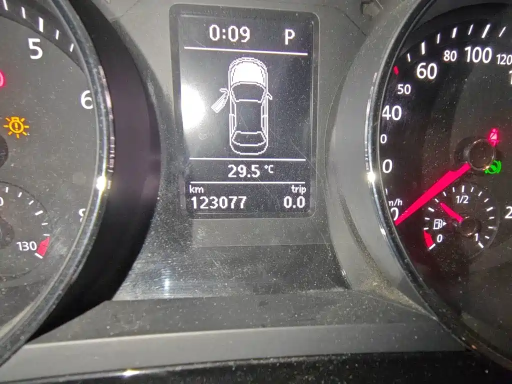 Volkswagen Sagitar — миниатюра 5