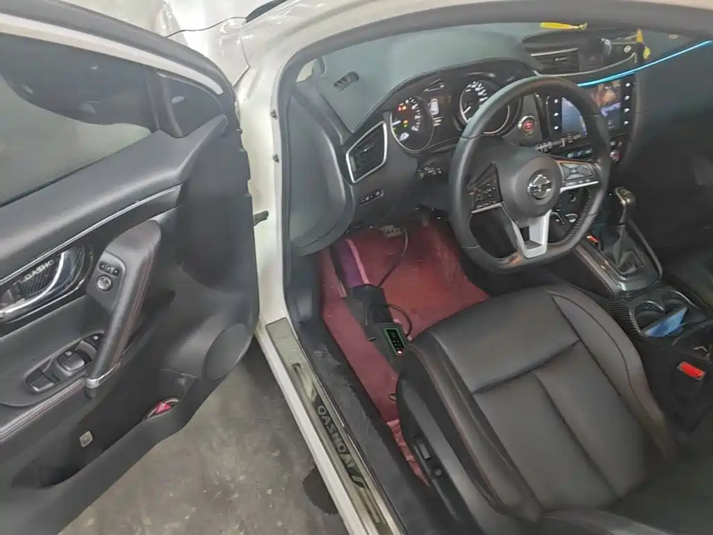 Nissan Qashqai — миниатюра 16