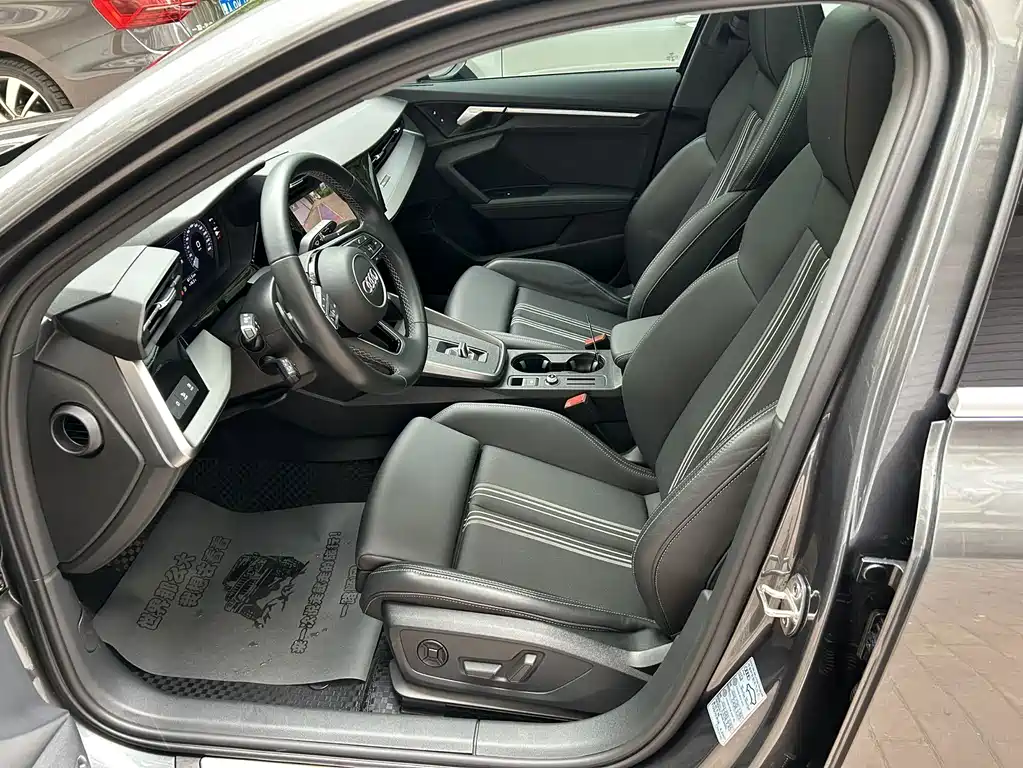 Audi A3 — миниатюра 9