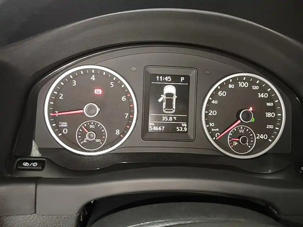 Volkswagen Tiguan — миниатюра 12
