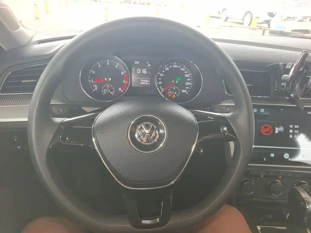 Volkswagen Lamando — миниатюра 11