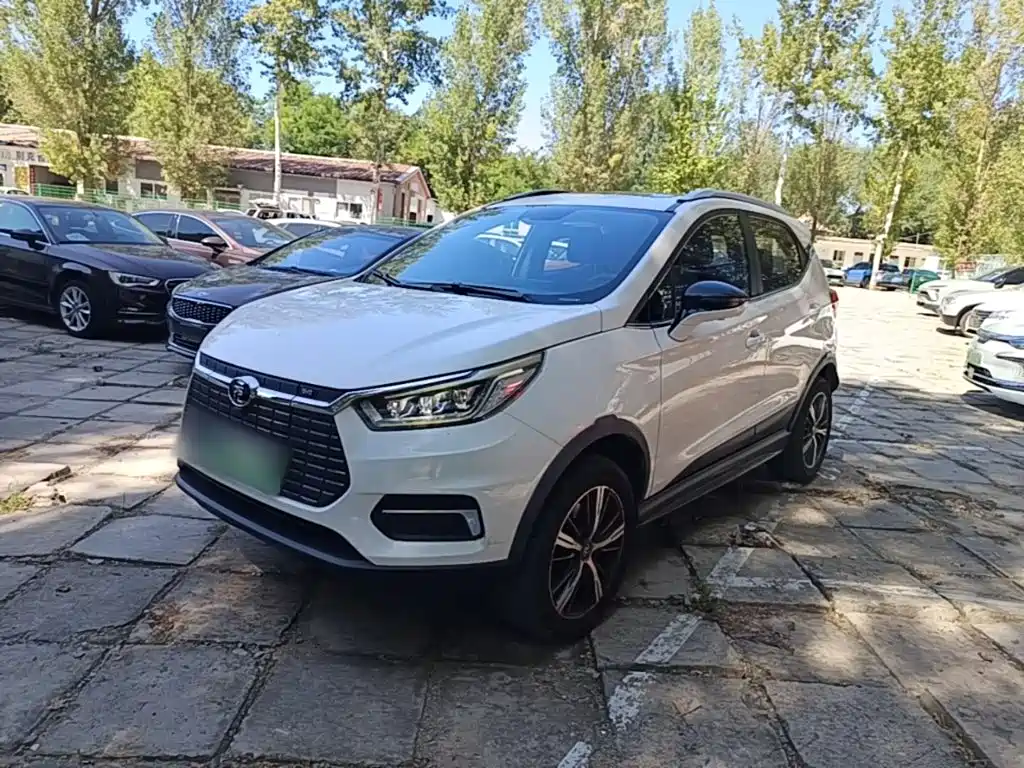 BYD Yuan EV — миниатюра 2