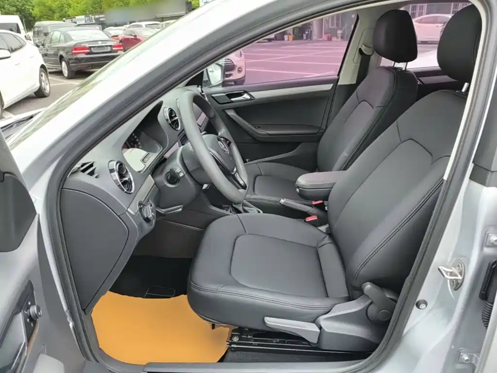 Volkswagen Jetta — миниатюра 15