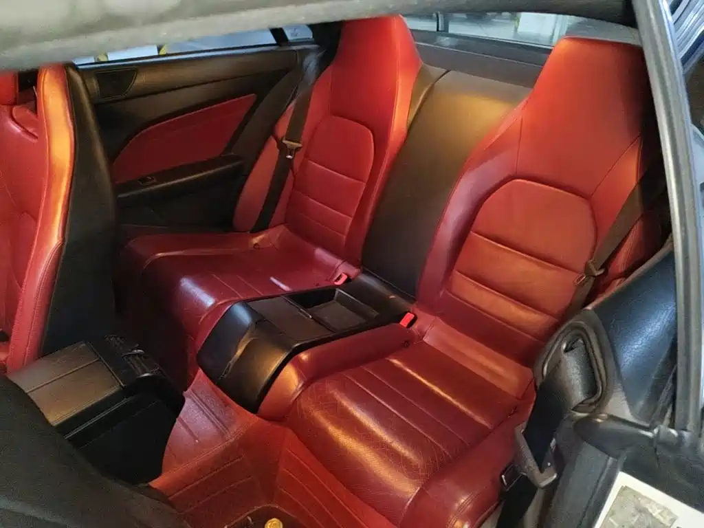 Mercedes-Benz E-Class (Import) — миниатюра 22