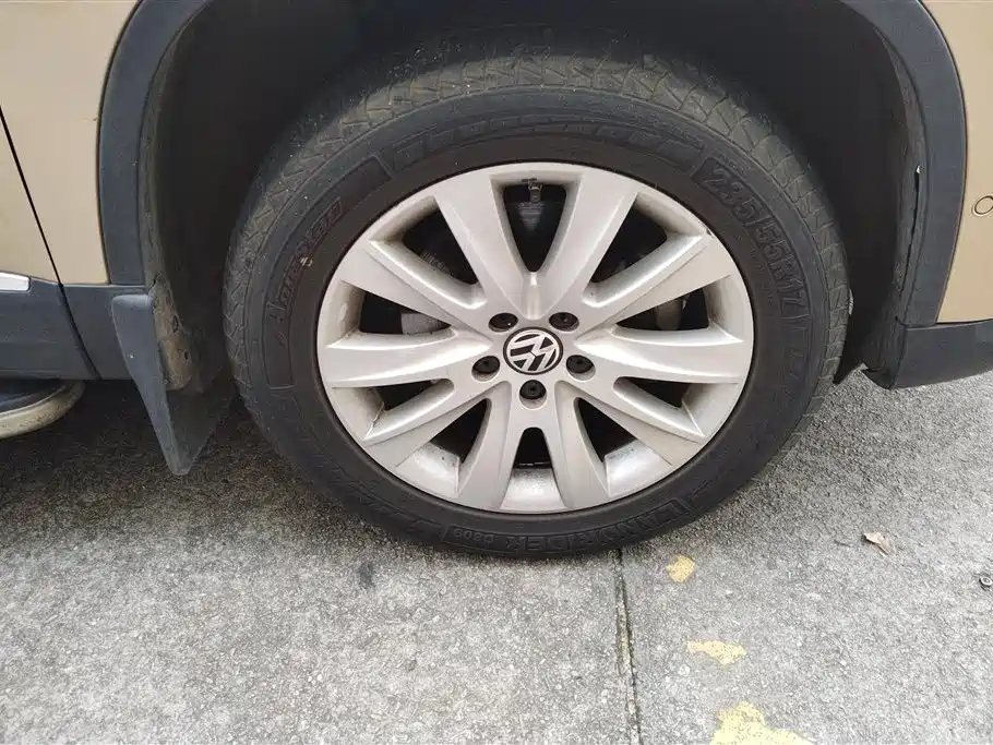 Volkswagen Tiguan 2012 2.0TSI AT Flagship