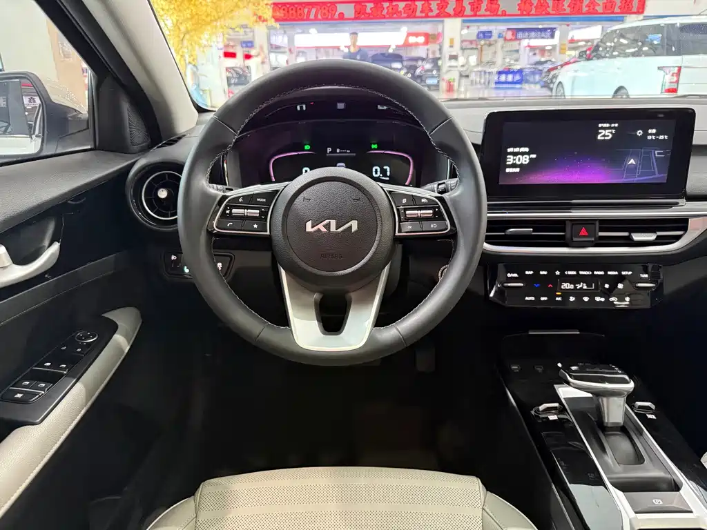 Kia K3 — миниатюра 11