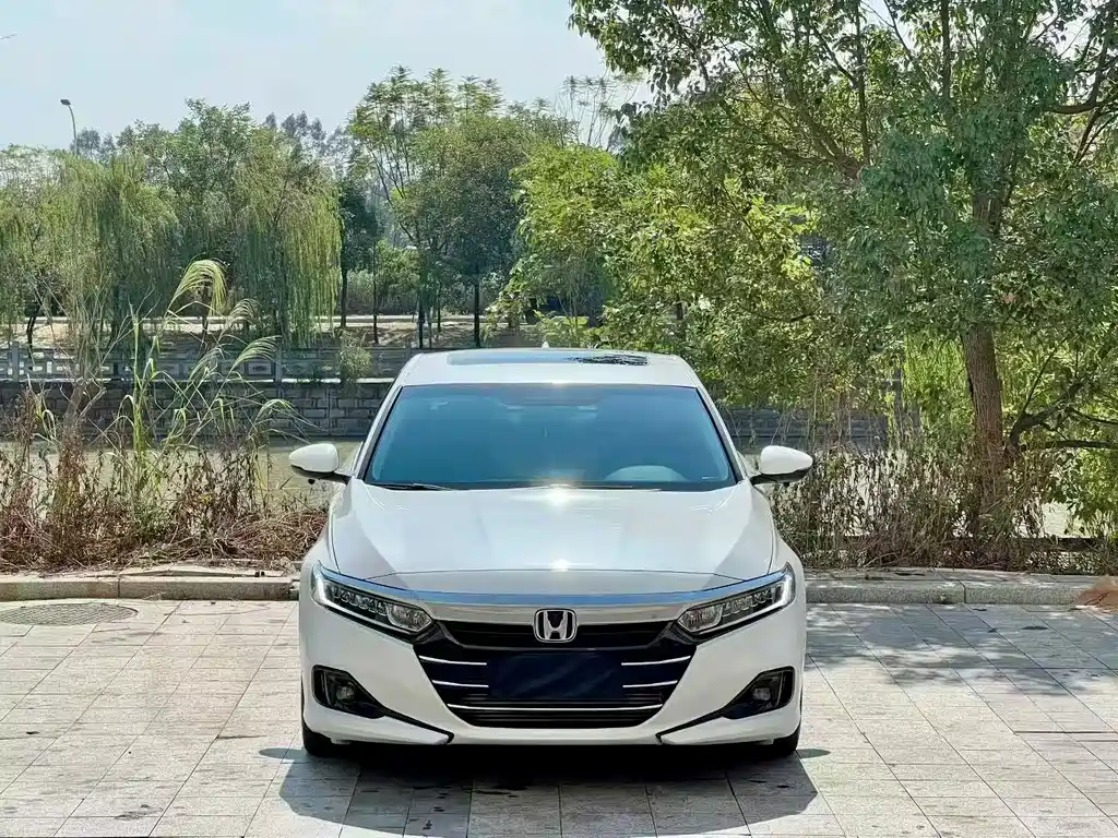 Honda Accord — миниатюра 2