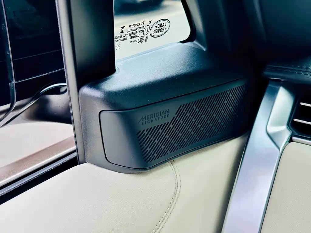 Land Rover Range Rover — миниатюра 10