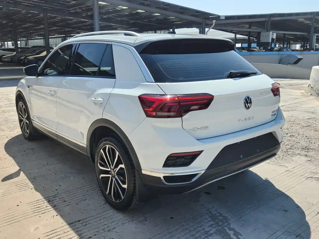 Volkswagen T-Roc — миниатюра 4